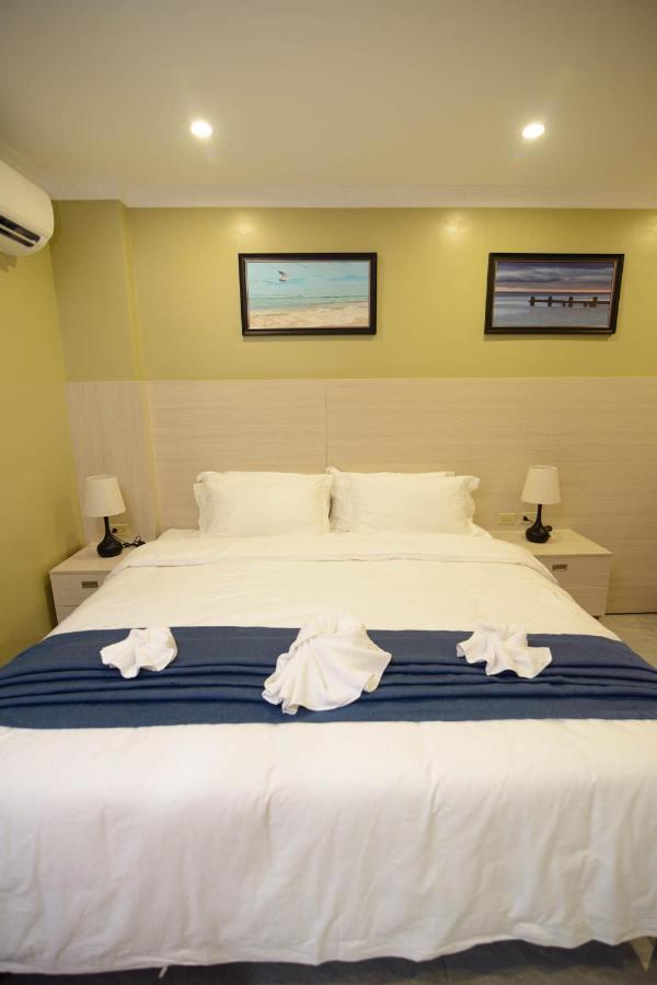 The Caye Hotel Caye Caulker Extérieur photo