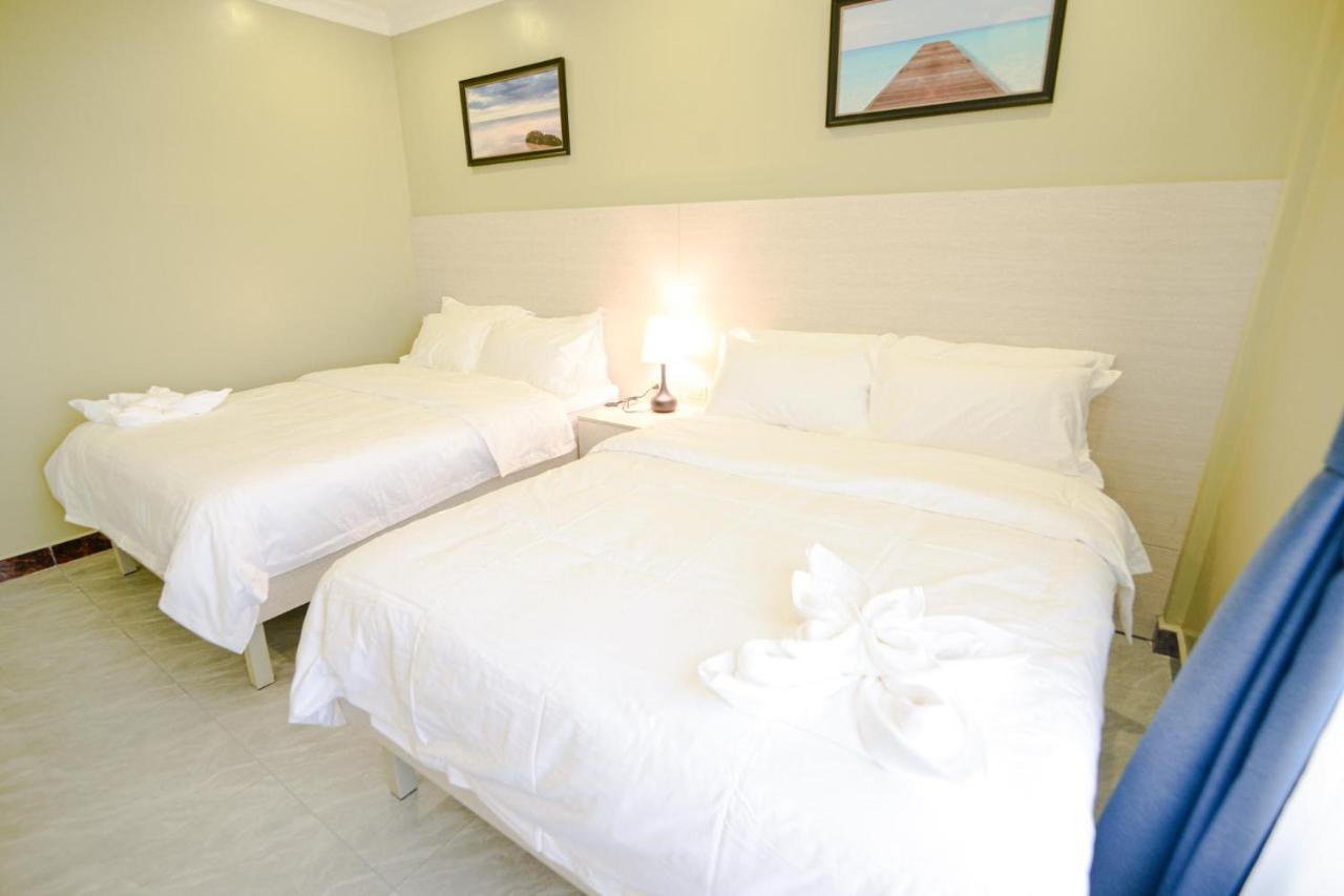 The Caye Hotel Caye Caulker Extérieur photo